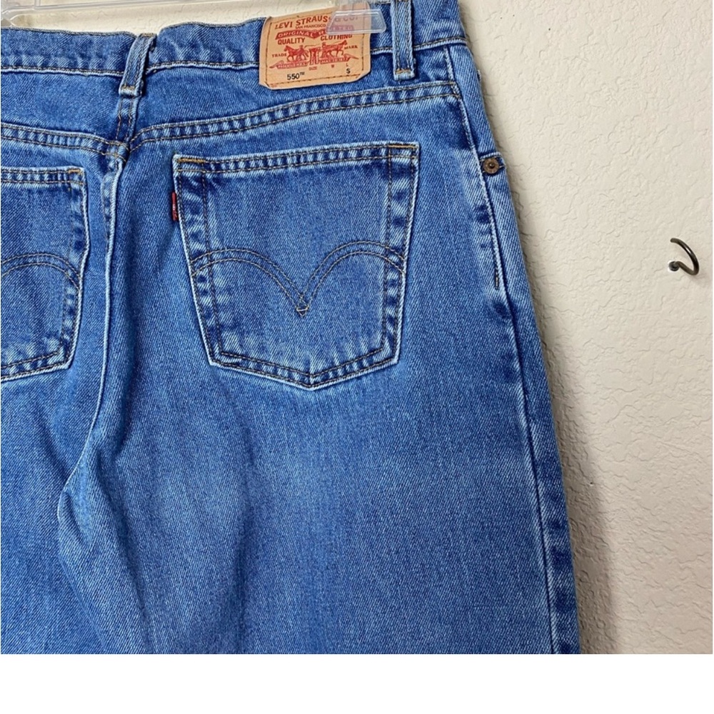 Vintage Levi's 550 Jeans Classic Relaxed Tapered Fit. Mom jeans. Size 12